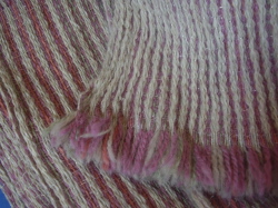 alpaca scarf Artesanía textil en la Ribeira Sacra