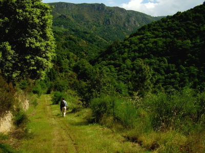 circular walking routes lluis walking to barxacova